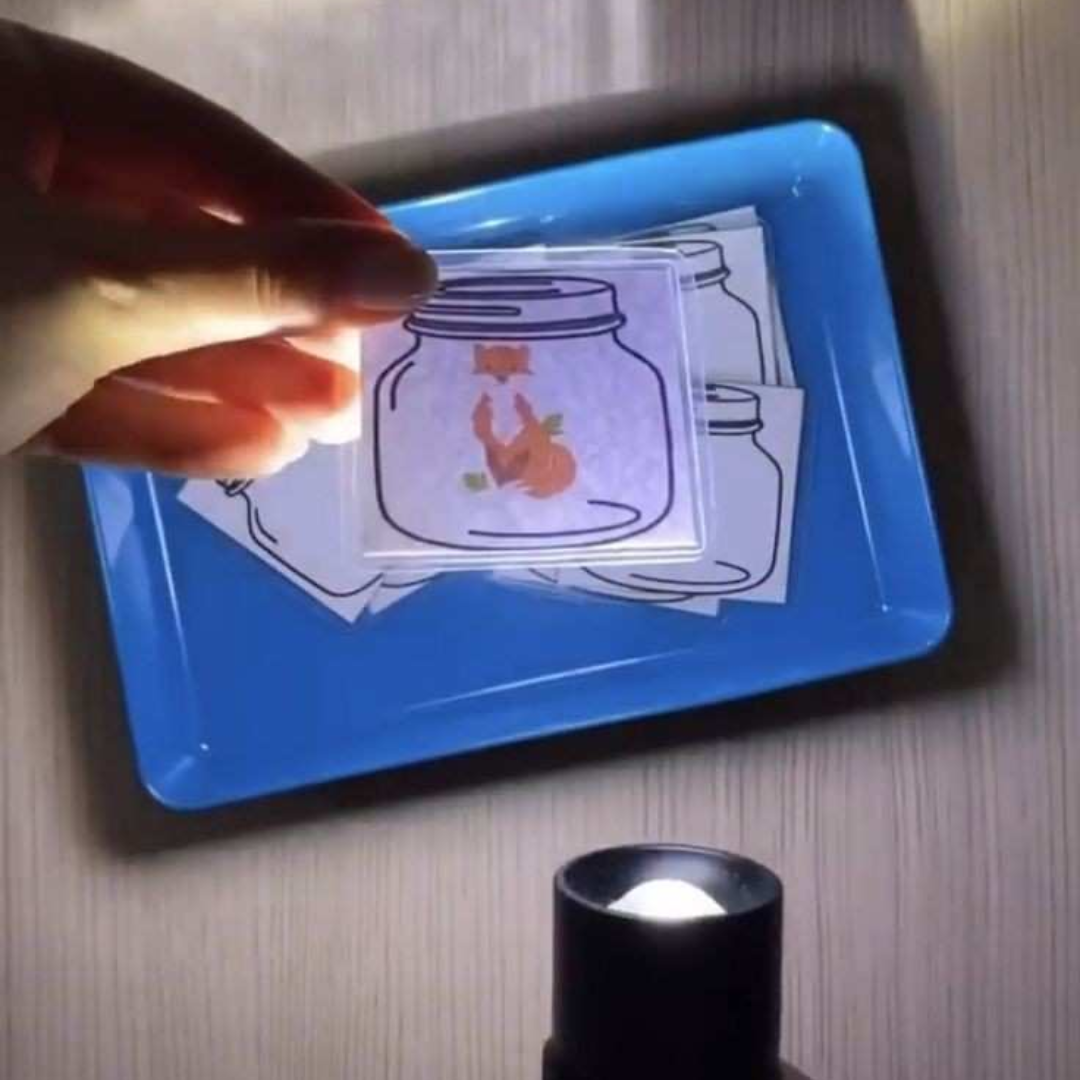 Tarjetas para alumbrar con linterna